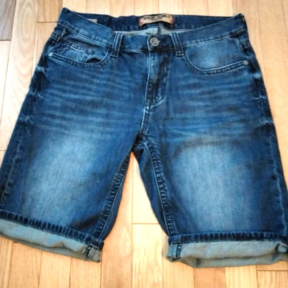 - - Seven dark denim bermuda jean shorts sz 12